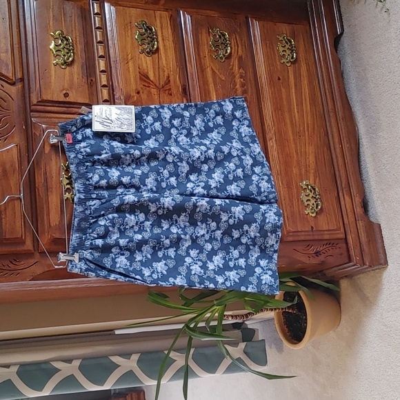 🌻Nwt Tradition Country Collection Vintage Floral Shorts - Picture 1 of 9